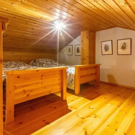Lomayllaes F84 -palovaarankaarre 22a By Interhome Ferienhaus Ylläsjärvi